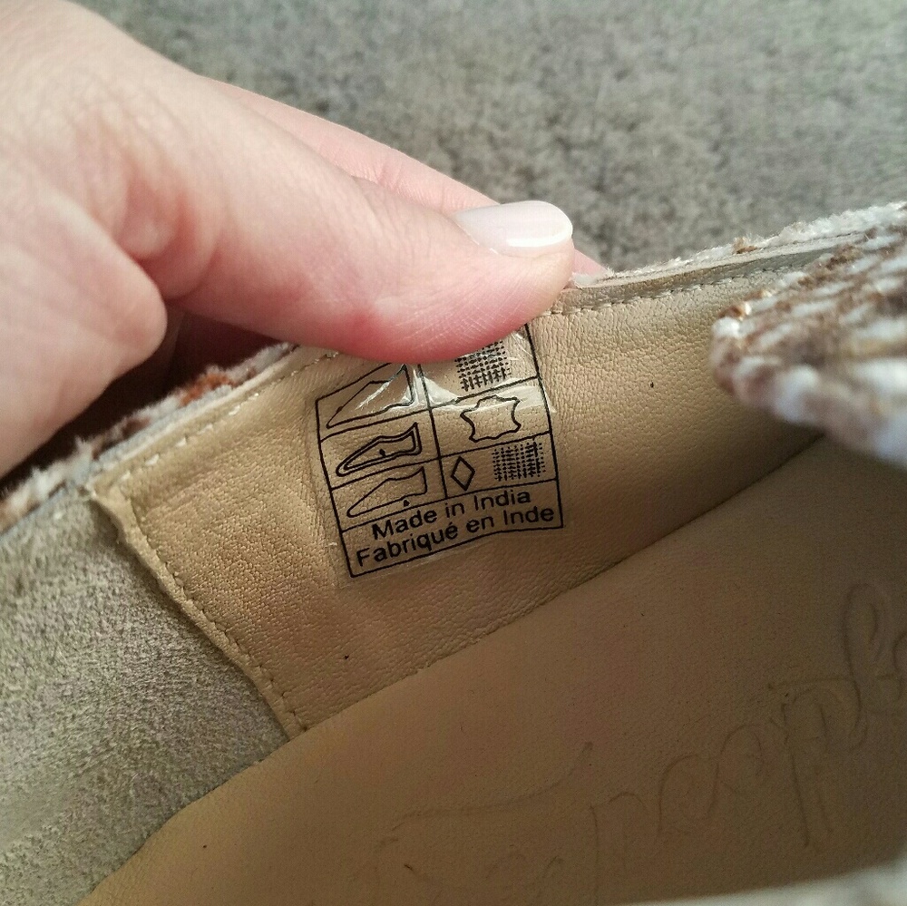 NWOT Free People Velvet Brown Loafers - Picture 2 of 7